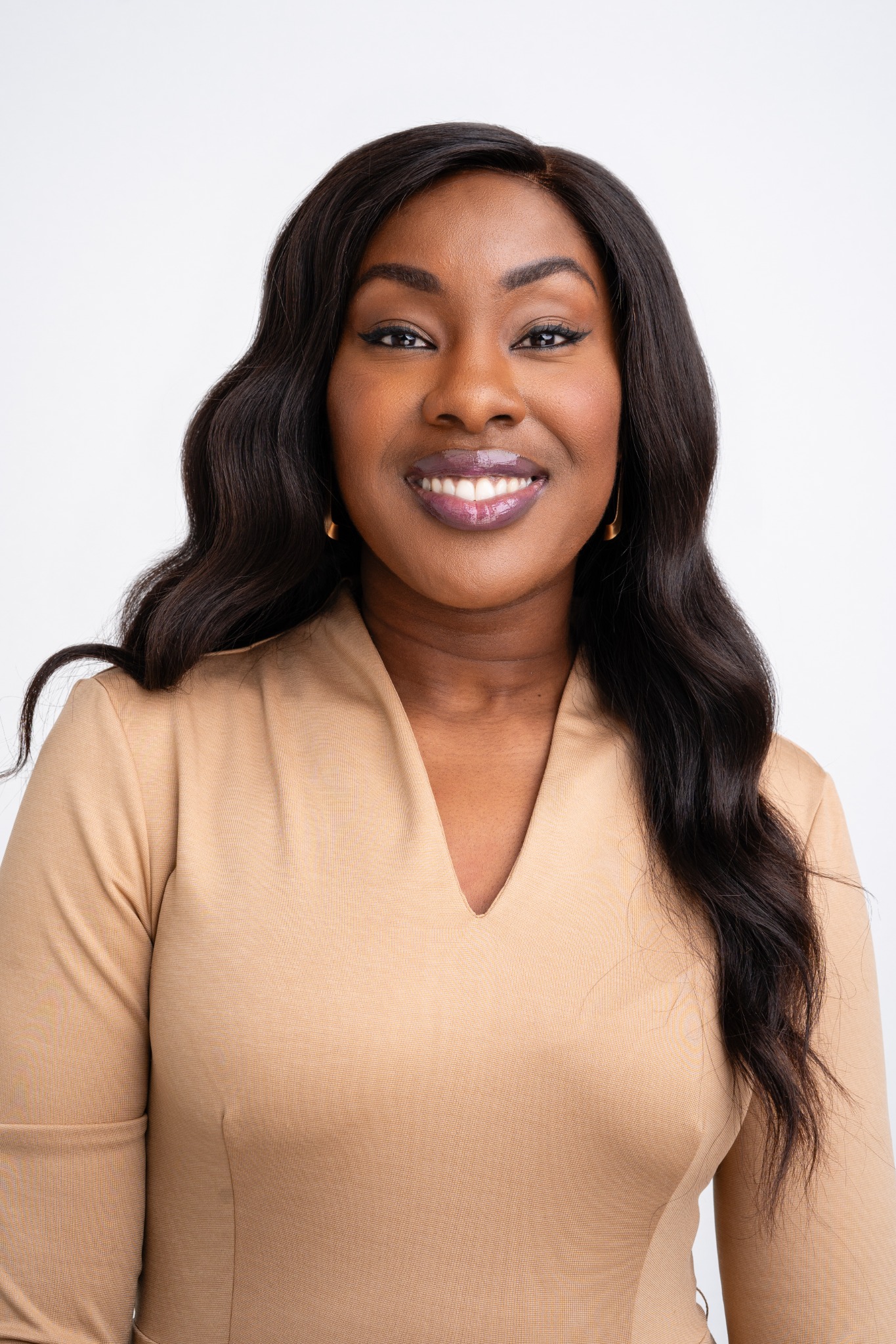 Portrait of Simisola Rasheed, counsellor and therapist